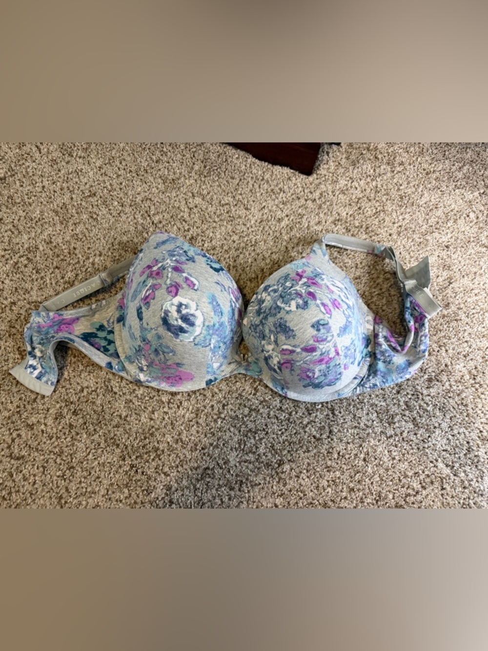 Cacique 40G bra bundle set of 2 boost plunge like new no flaws smoke pet free - Picture 2 of 5